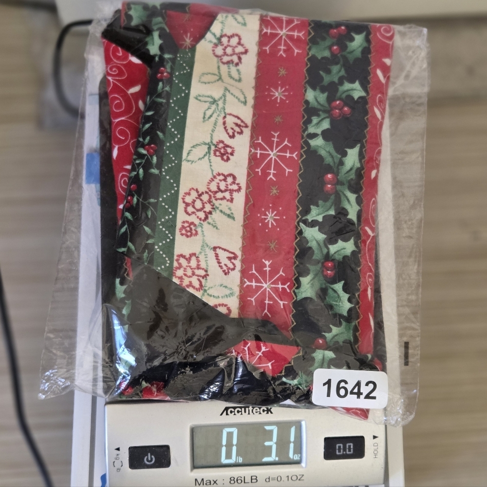 Vintage Nutcracker Festive Mistletoe And Holly Berries Striped Christmas Vest - Picture 8 of 9